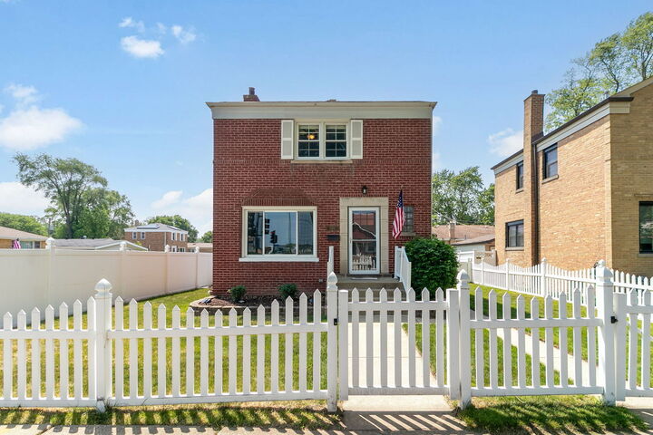 11476 S Homan Avenue  Chicago IL 60655 photo