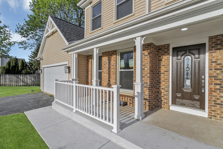 Property Photo:  8 Cheswick Court  IL 60194 