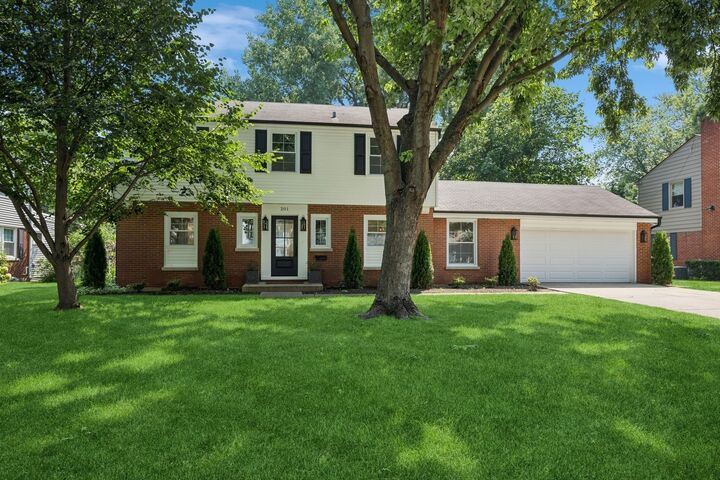 201 S Stratford Road  Arlington Heights IL 60004 photo