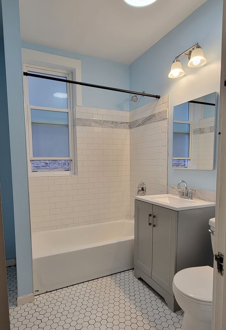 Property Photo:  4445 W Altgeld Street 1  IL 60639 
