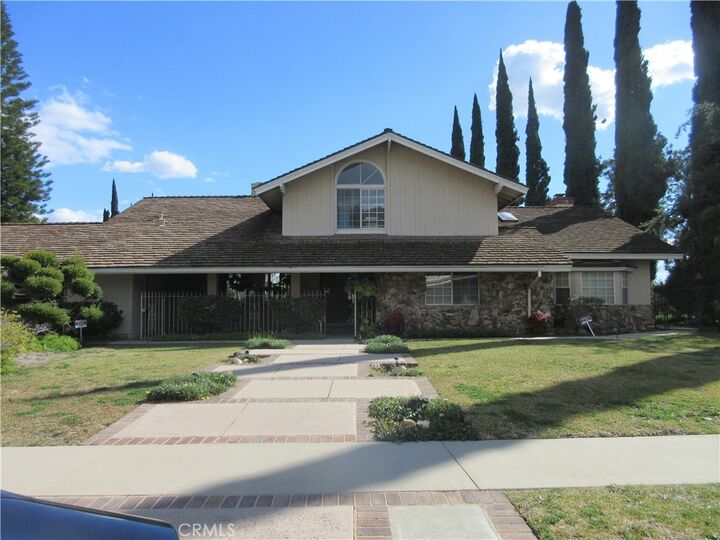 19456 Hiawatha Street  Porter Ranch CA 91326 photo