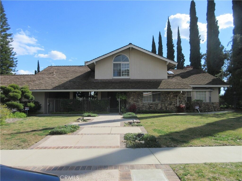 Property Photo:  19456 Hiawatha Street  CA 91326 