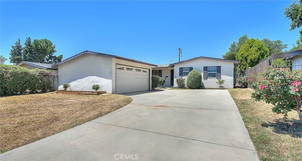 Property Photo: 833 W Orangepath Street CA 91741