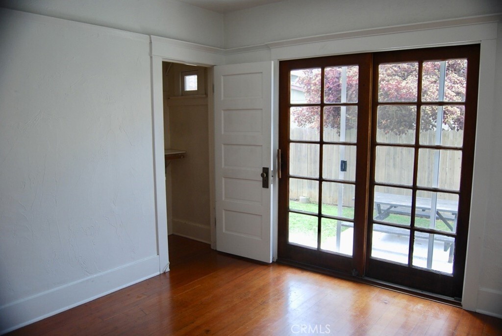 Property Photo:  1734 E Florida Street  CA 90802 