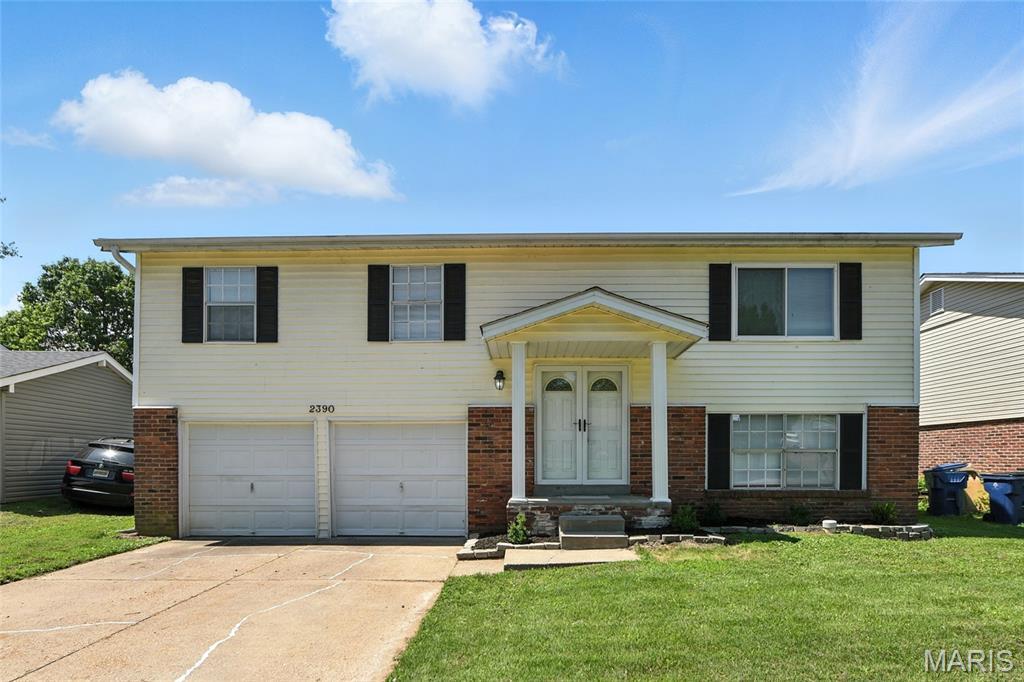 Property Photo:  2390 Wharton Court  MO 63031 