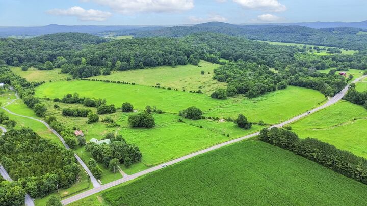 6677 Trousdale Ferry Pike  Lebanon TN 37090 photo