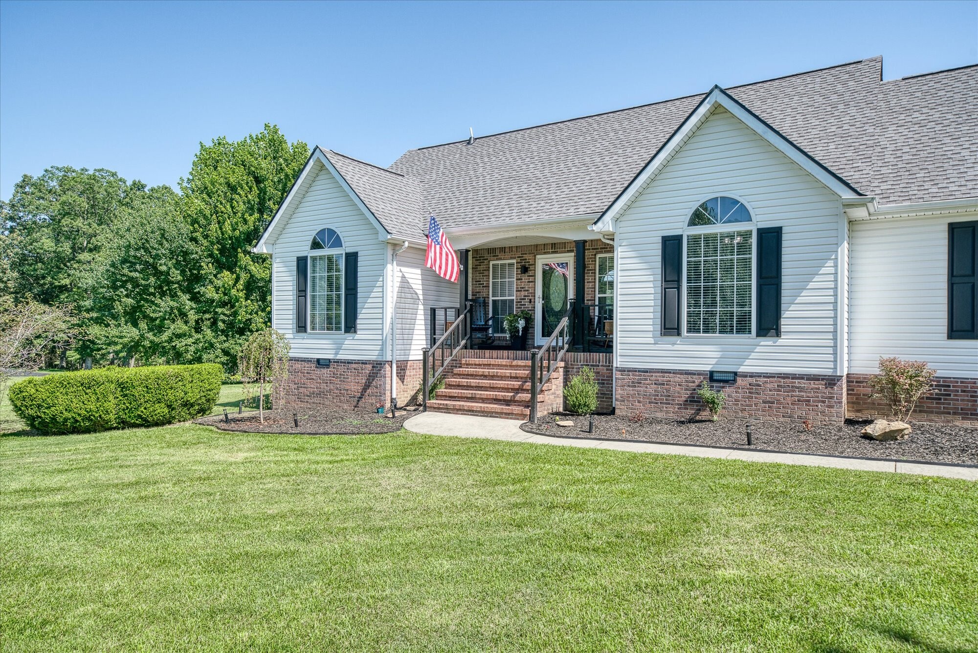 Property Photo: 1036 Circle Dr TN 38556