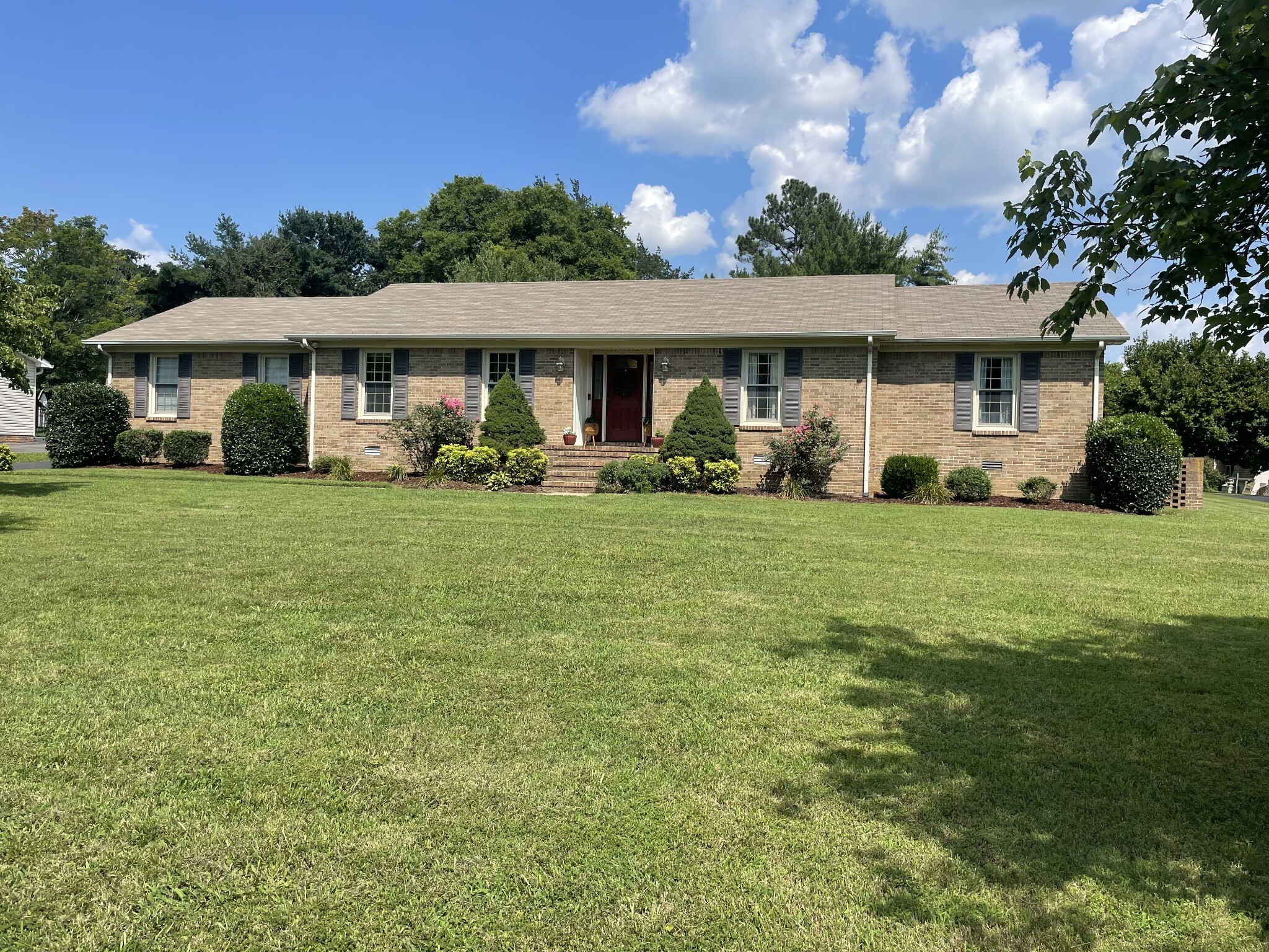 Property Photo:  104 Northwood Ave  TN 37160 