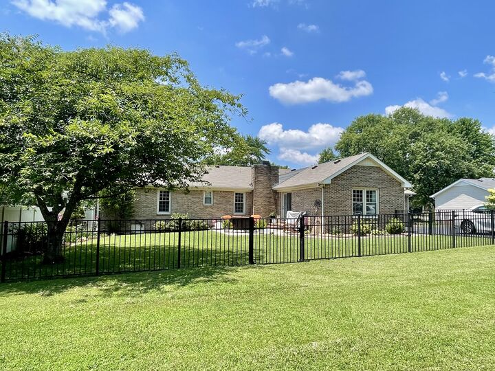 Property Photo:  104 Northwood Ave  TN 37160 