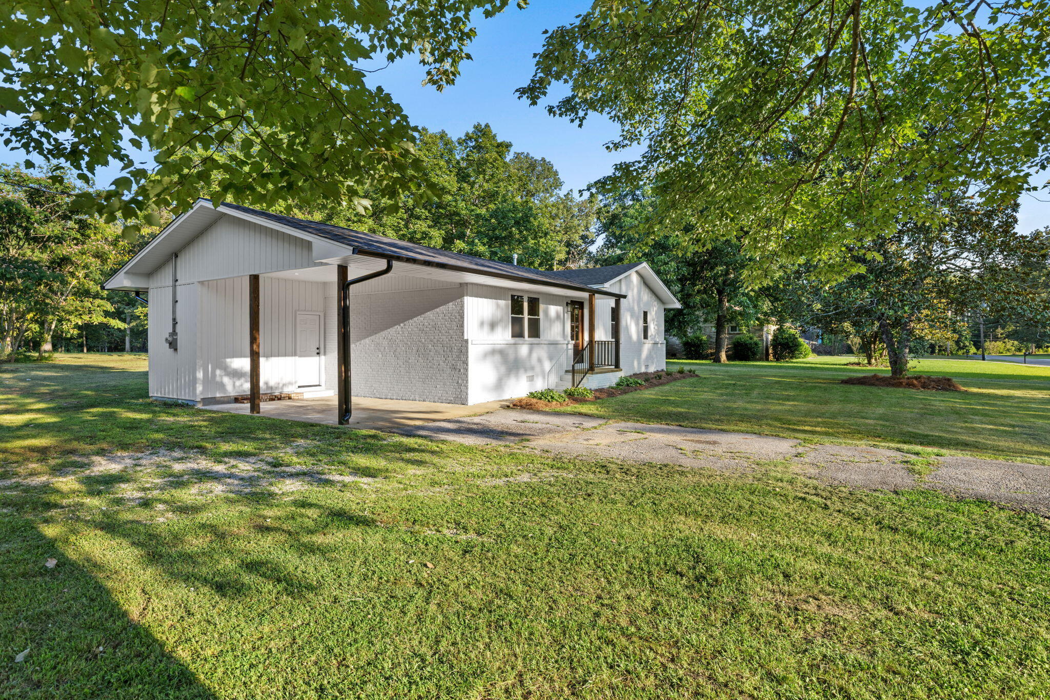 Property Photo:  17 Country Road 233  MS 38834 