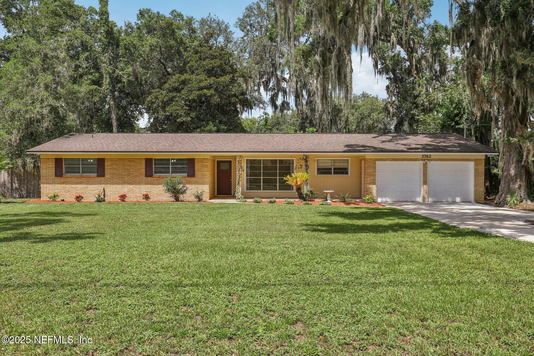 Property Photo: 2762 Holly Ridge Drive FL 32073