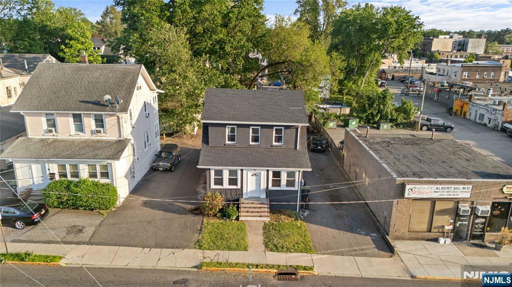 16 Palisade Avenue  Bergenfield NJ 07621 photo