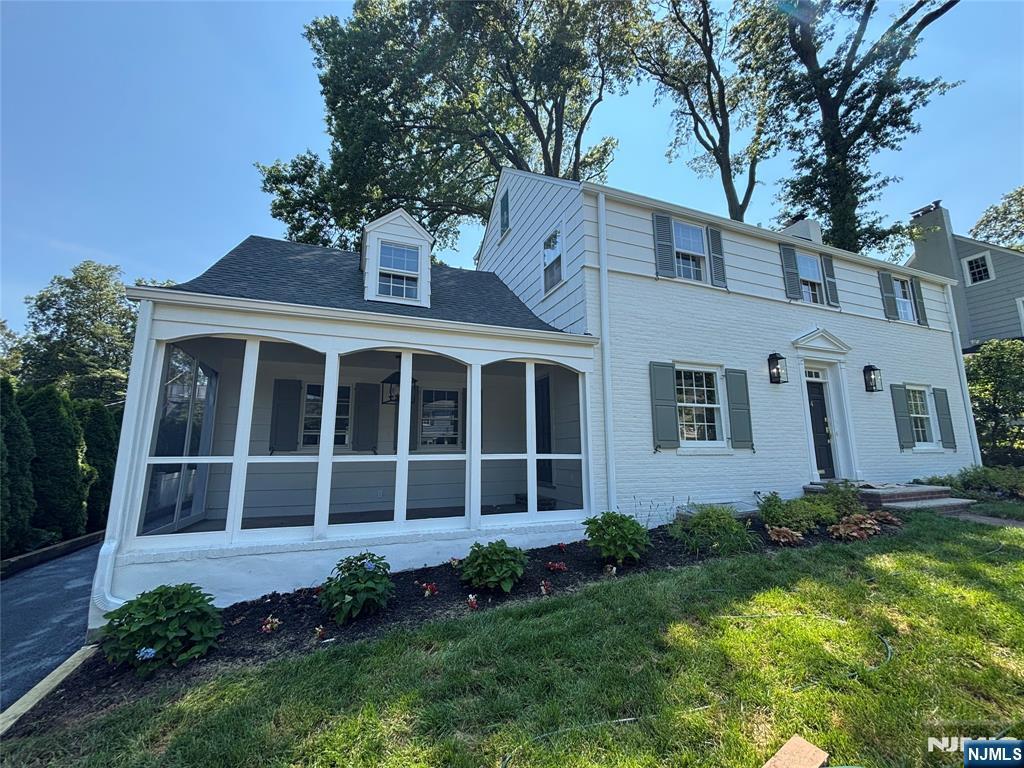 Property Photo: 4 N Brookwood NJ 07042
