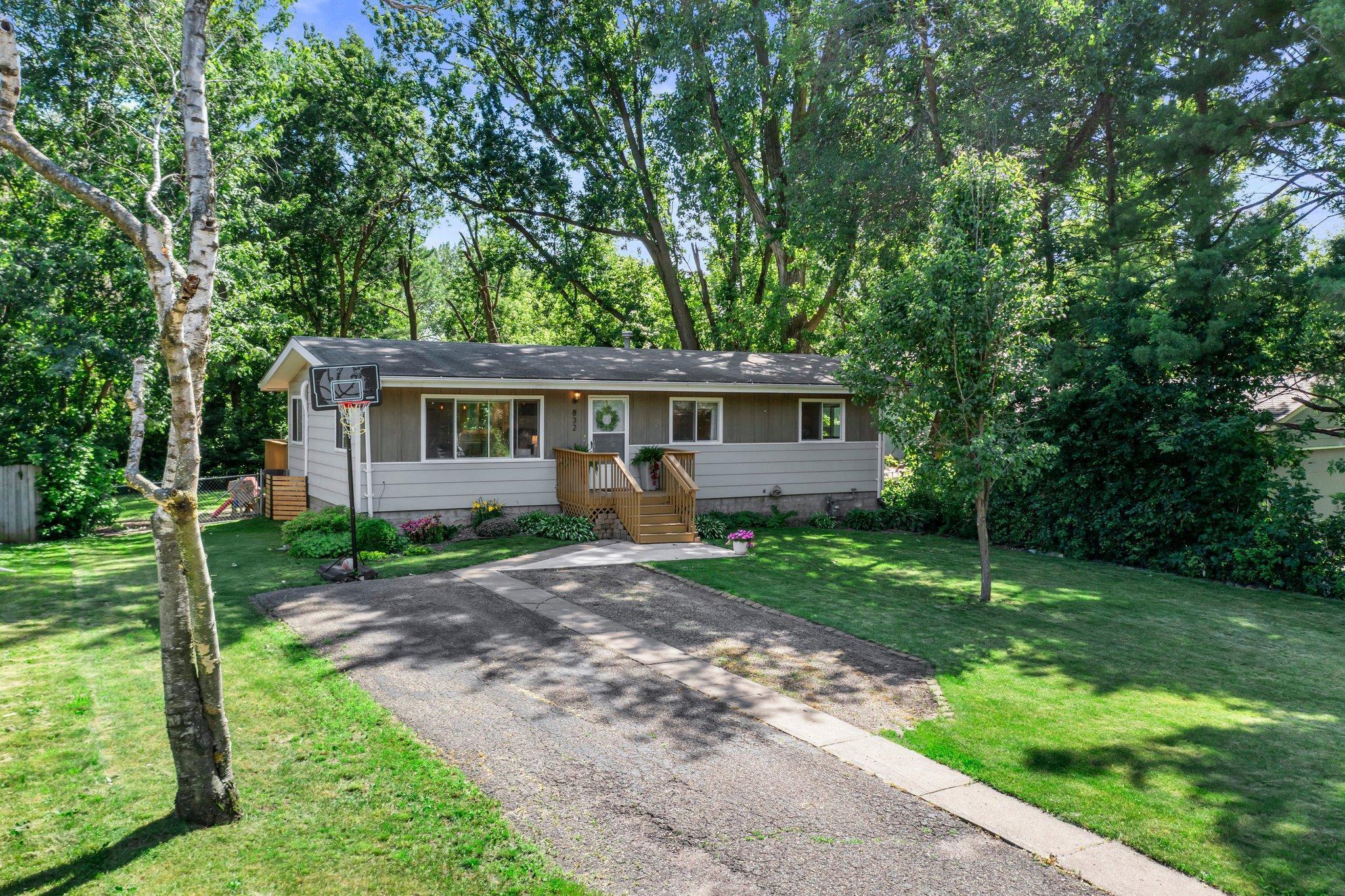 Property Photo: 832 10th Avenue SE MN 55025