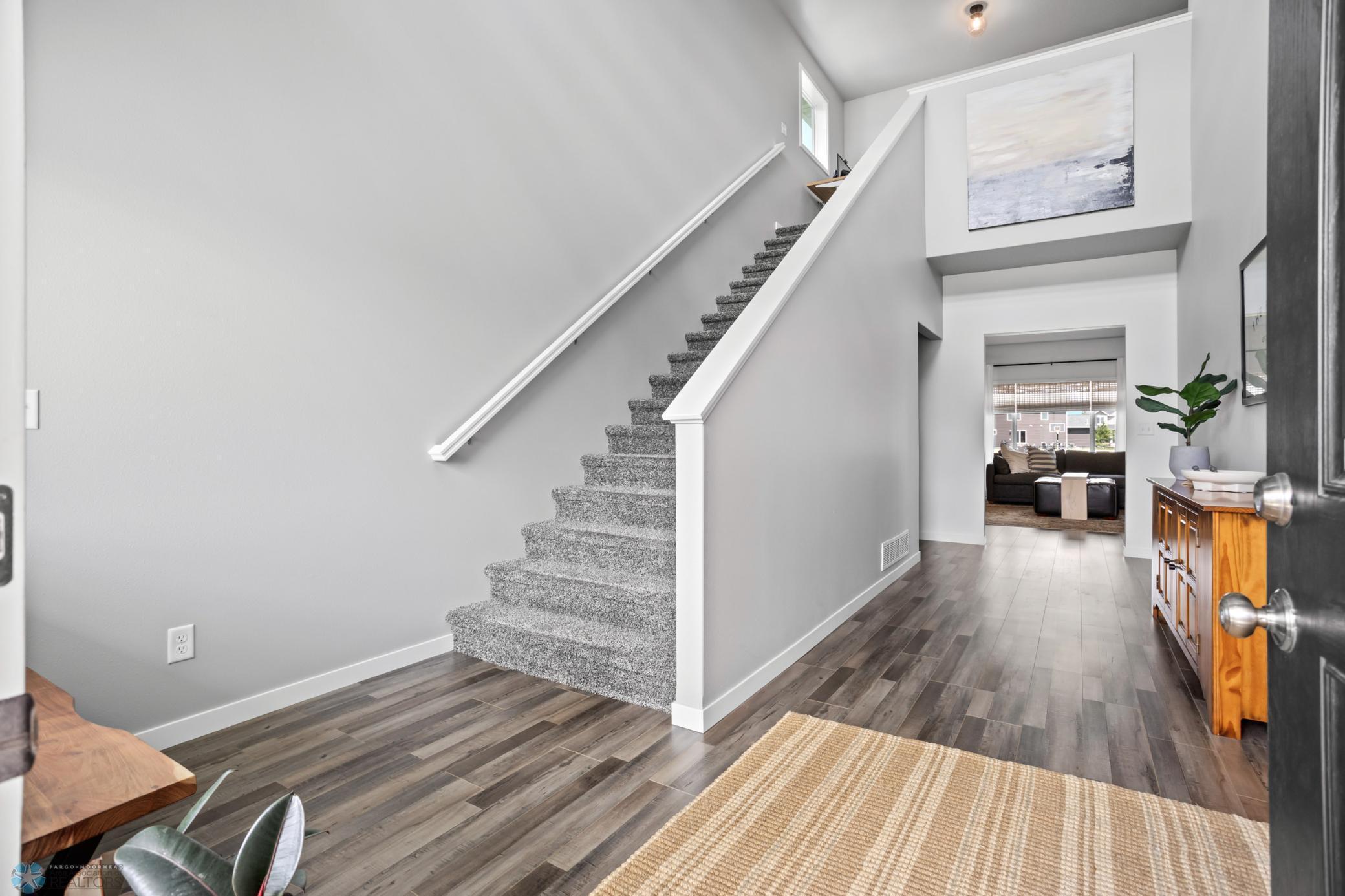 Property Photo: 1030 Albert Drive W ND 58078