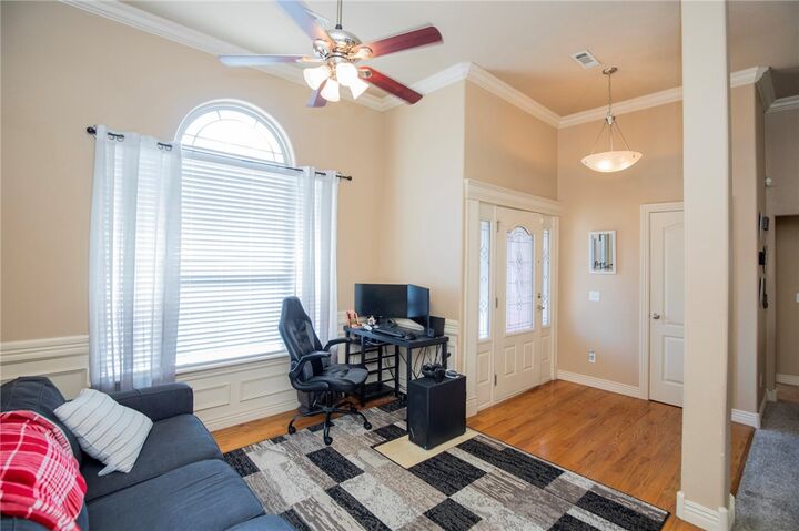 Property Photo: 211 Essex Way AR 72719