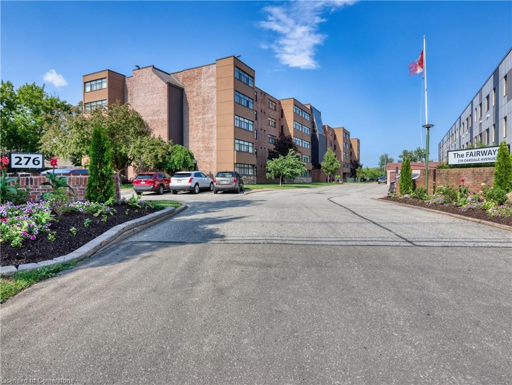 Property Photo: 276 Oakdale Avenue 110 ON L2P 3S5