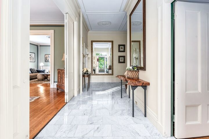 Property Photo:  62 Old River Place  MA 02026 