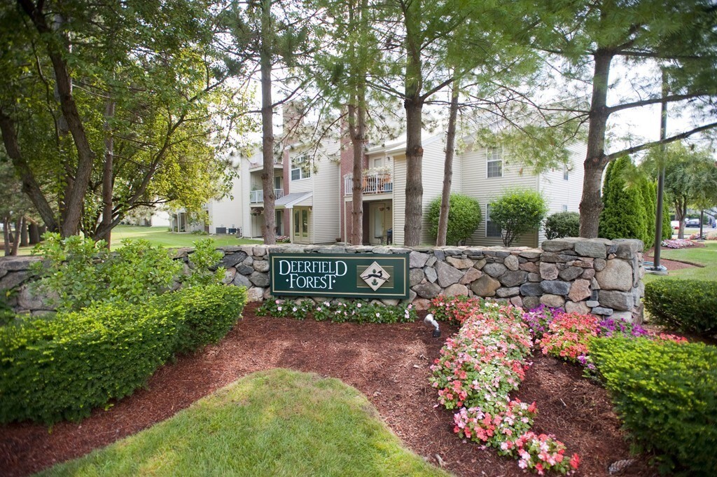 Property Photo: 2 Squire Ct 8 MA 01760