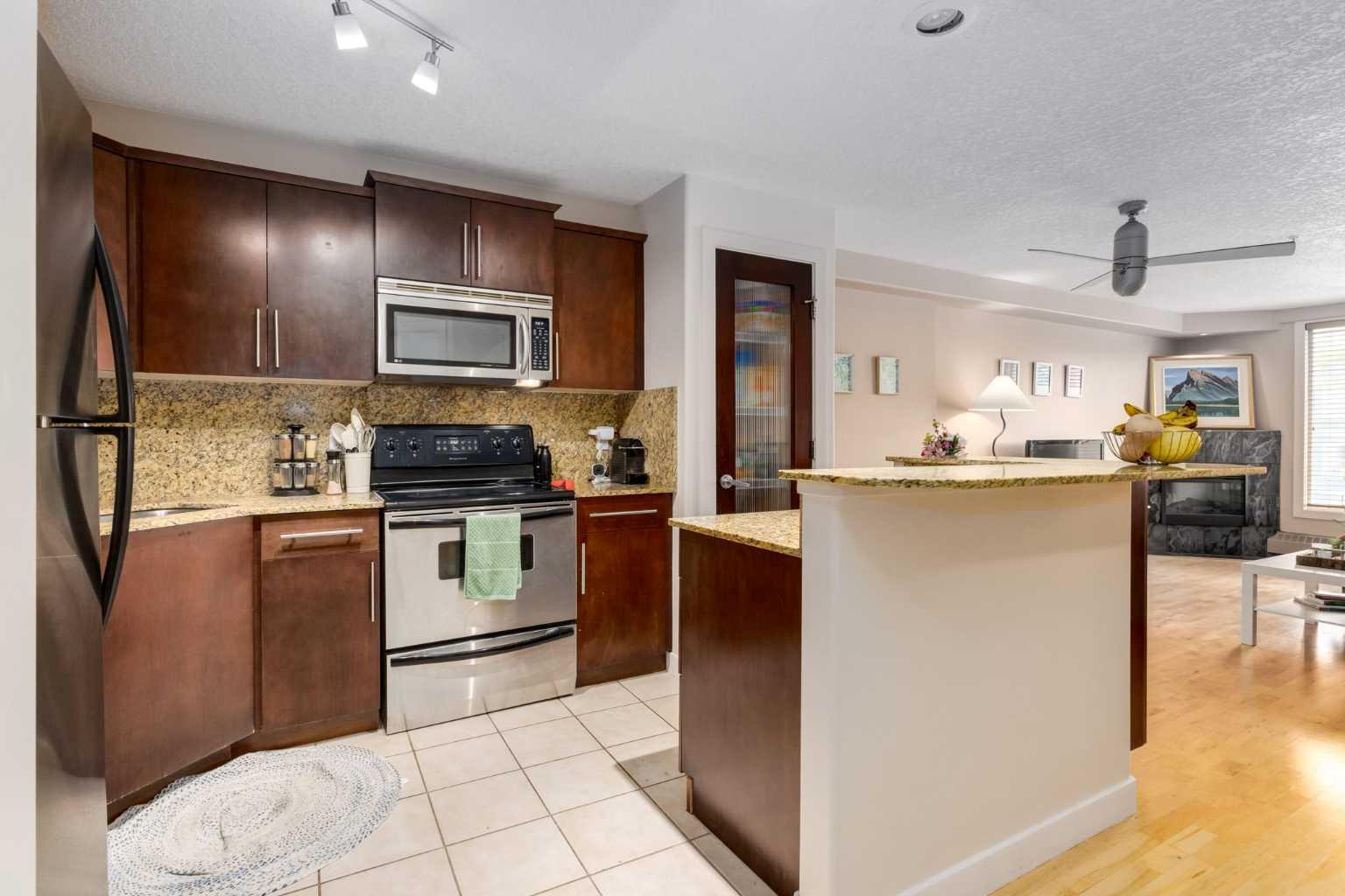 317 19 Avenue SW 310  Calgary AB T2S 0E1 photo