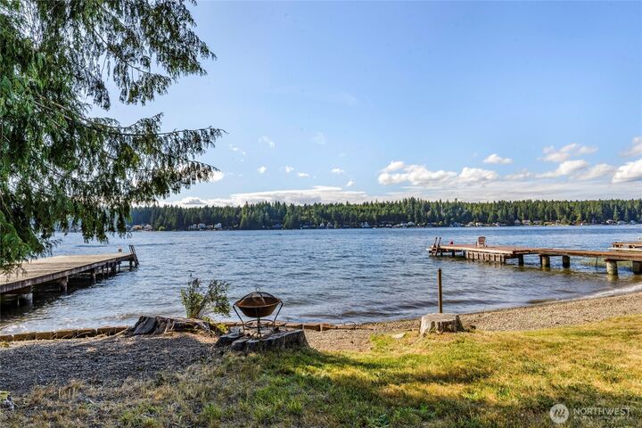 Property Photo:  1171 E Mason Lake Drive E  WA 98546