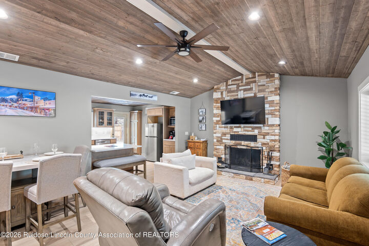 Property Photo:  162 Reese Drive  NM 88345 