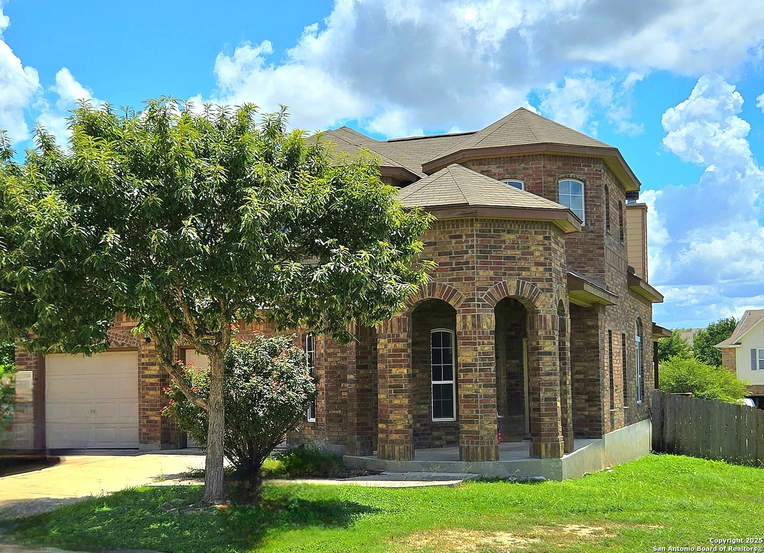 Property Photo: 13700 Trailside Ln TX 78233
