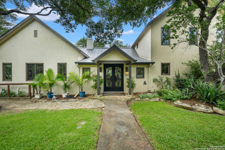 Property Photo:  815 Old Boerne Road  TX 78163 