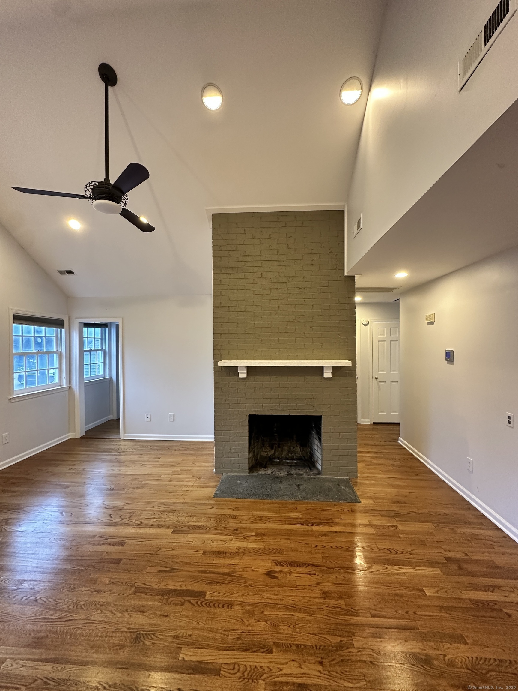 Property Photo: 11 Pond Lane 11 CT 06820