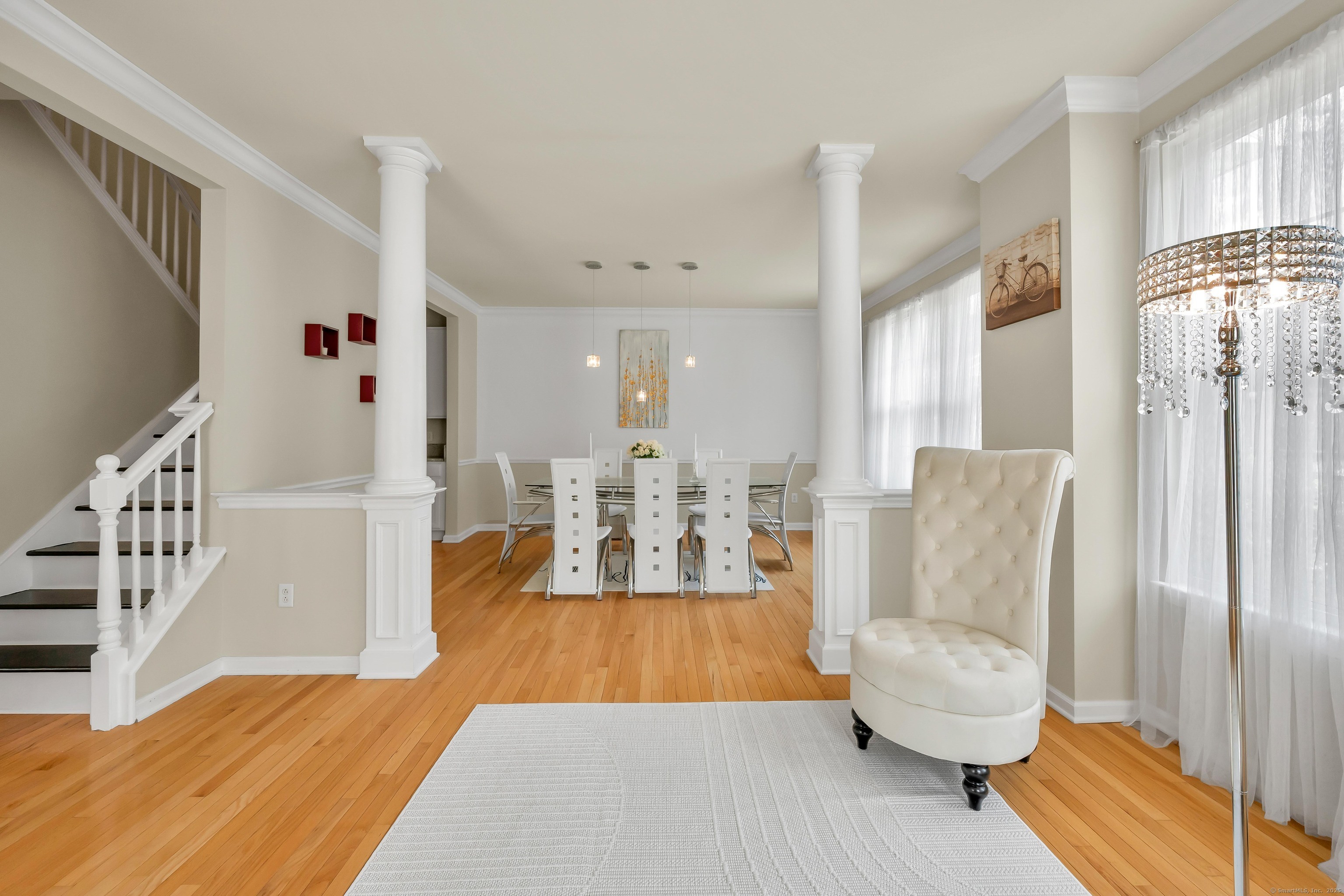 Property Photo: 8 Cambridge Drive 8 CT 06811