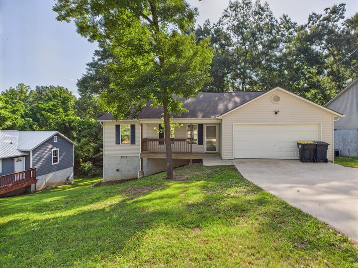 Property Photo: 1007 S Walnut Street AR 72601