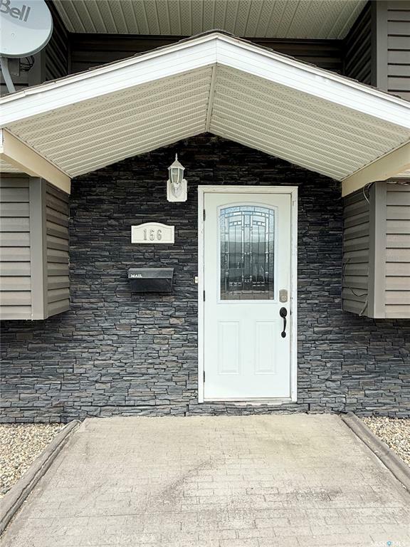 Property Photo: 156 Montgomery Crescent SK S4H 2X7