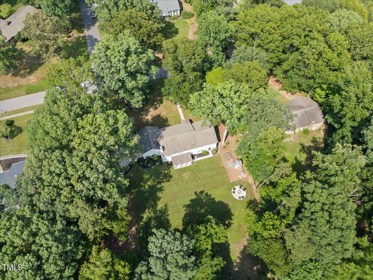Property Photo: 8909 Hunting Trail NC 27613