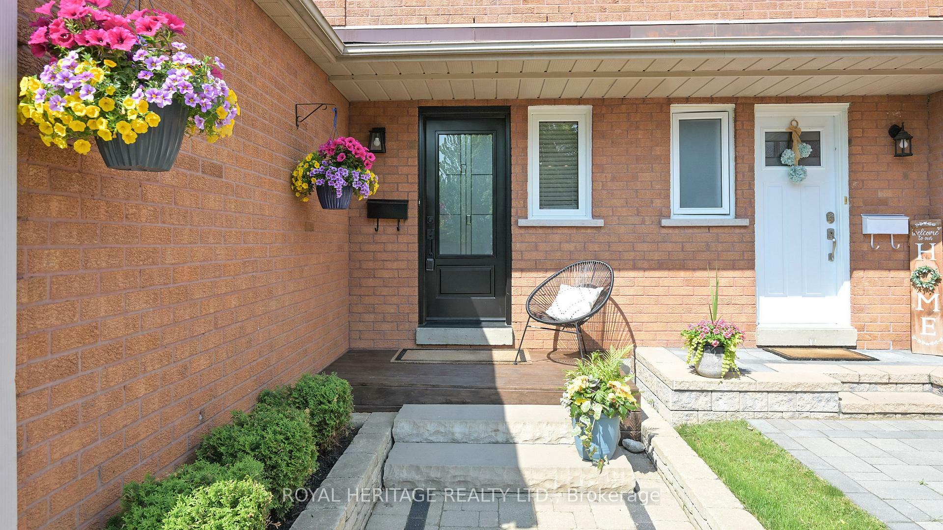 Property Photo: 591 Cobblehill Drive ON L1K 1Y6