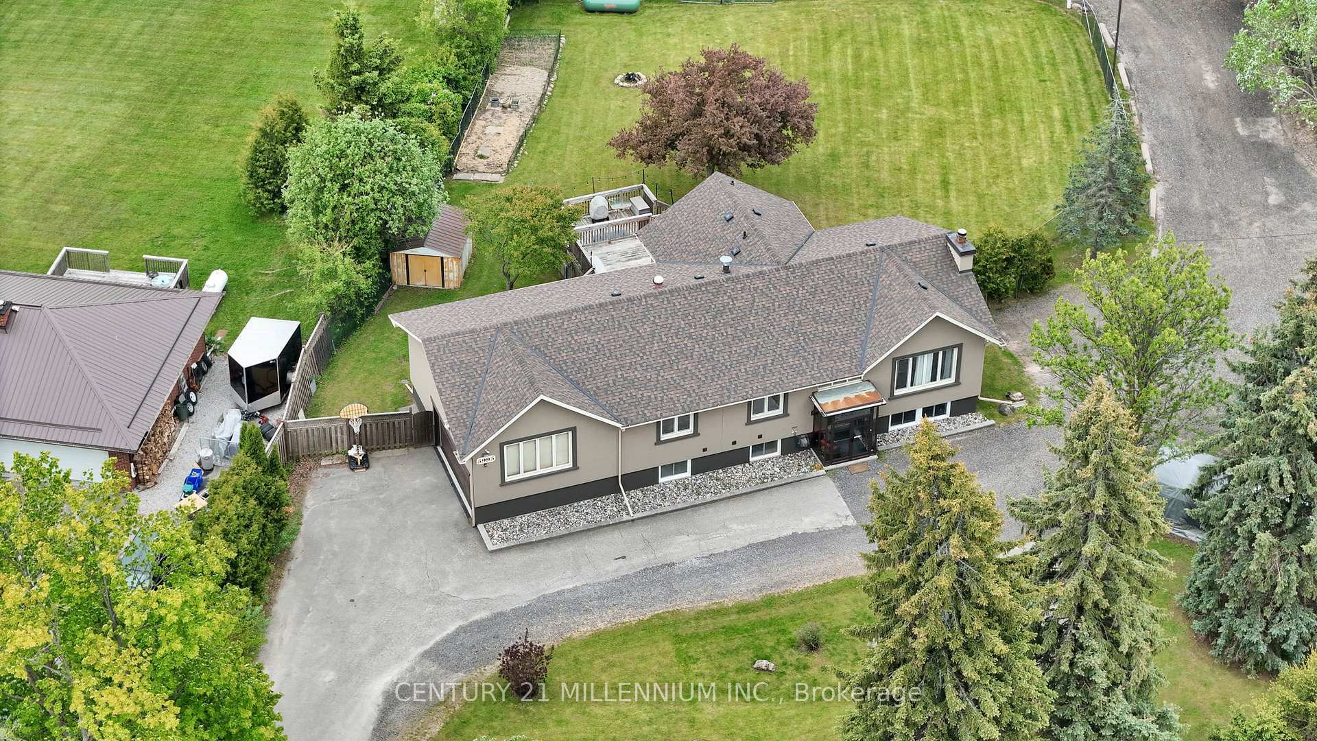 Property Photo: 5995 17th Side Road ON L0G 1T0