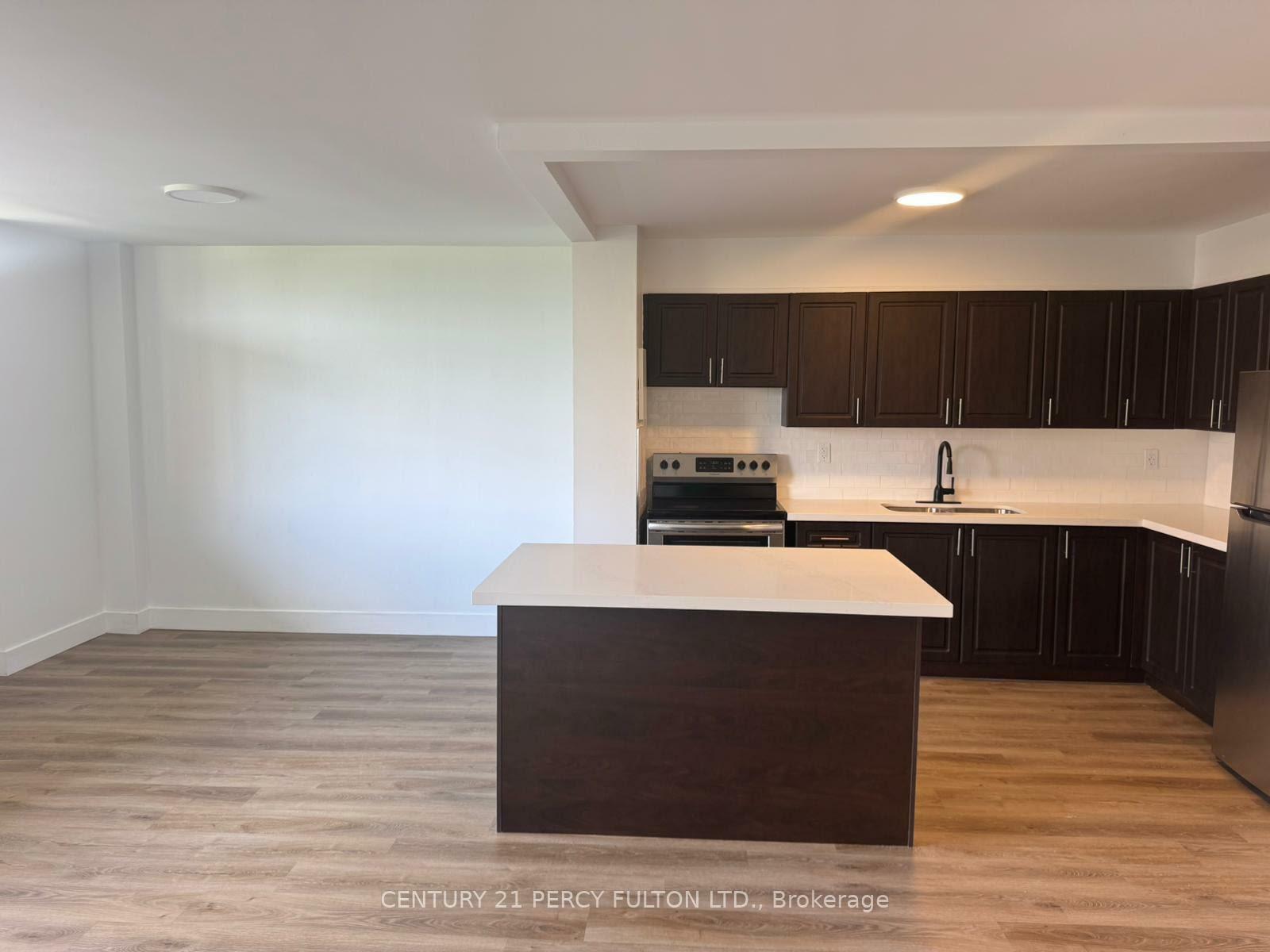 Property Photo: 6 Park Vista Drive 703 ON M4B 1A2