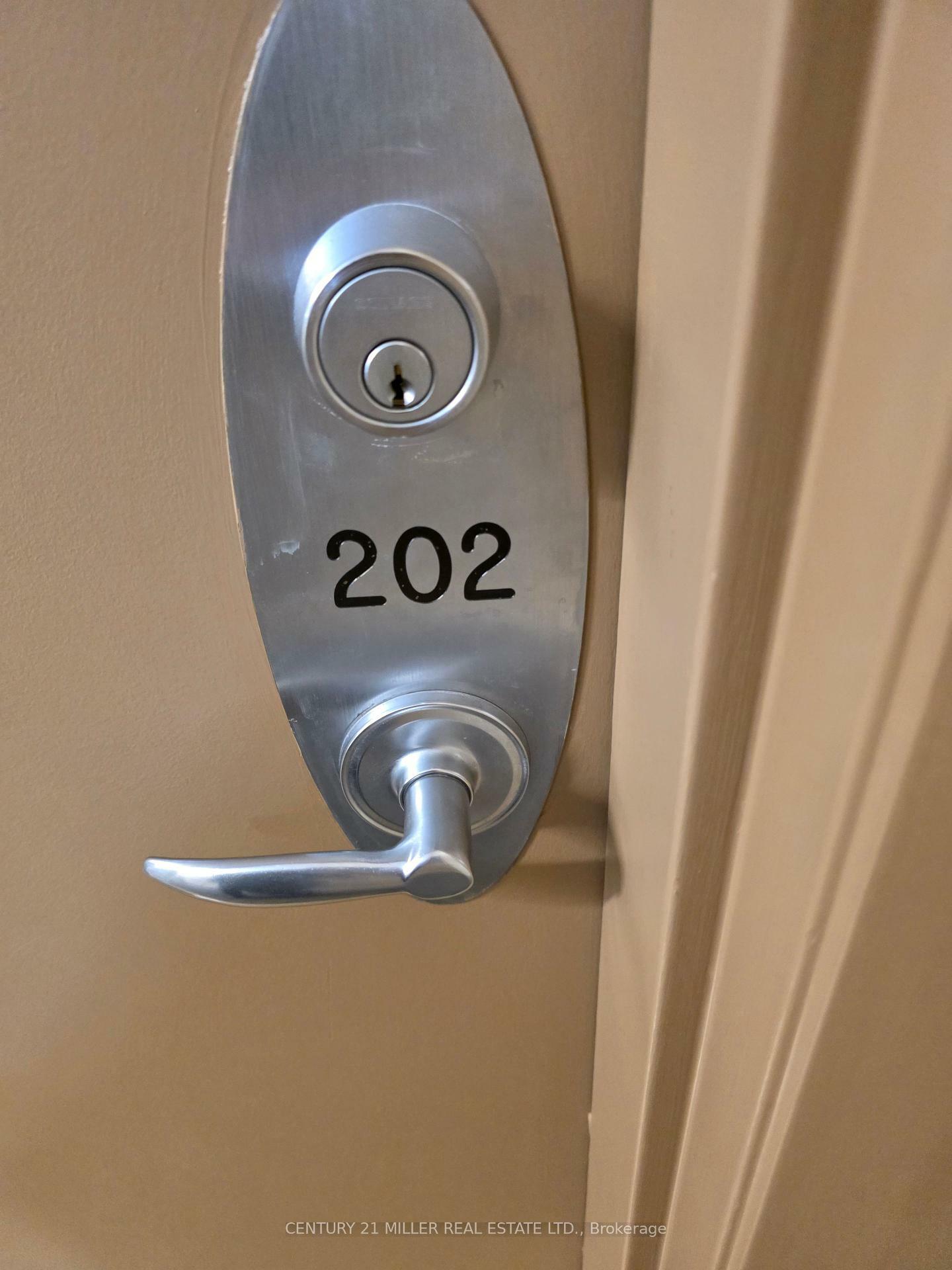 Photo de la propriété: 801 Bay Street 202 ON M5S 1Y9
