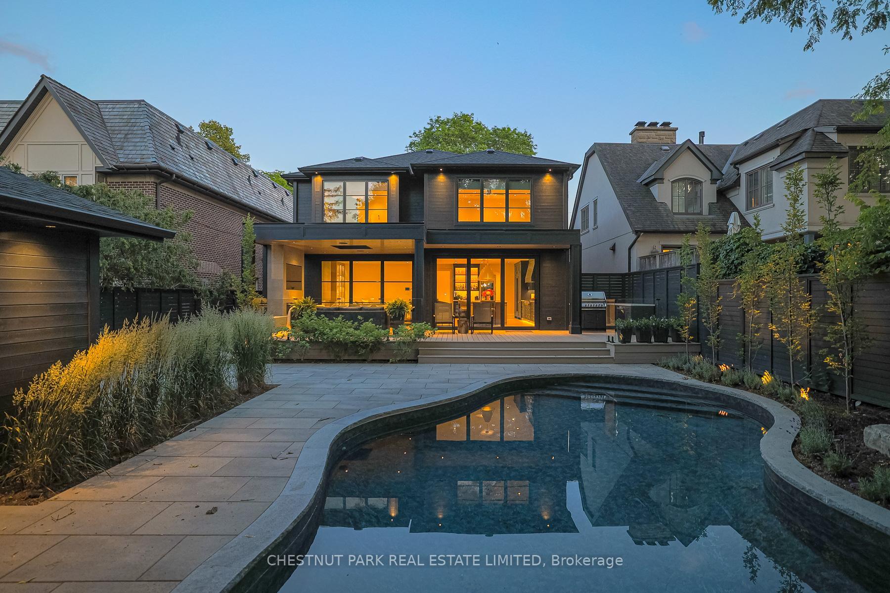 Property Photo: 142 Buckingham Avenue ON M4N 1R6