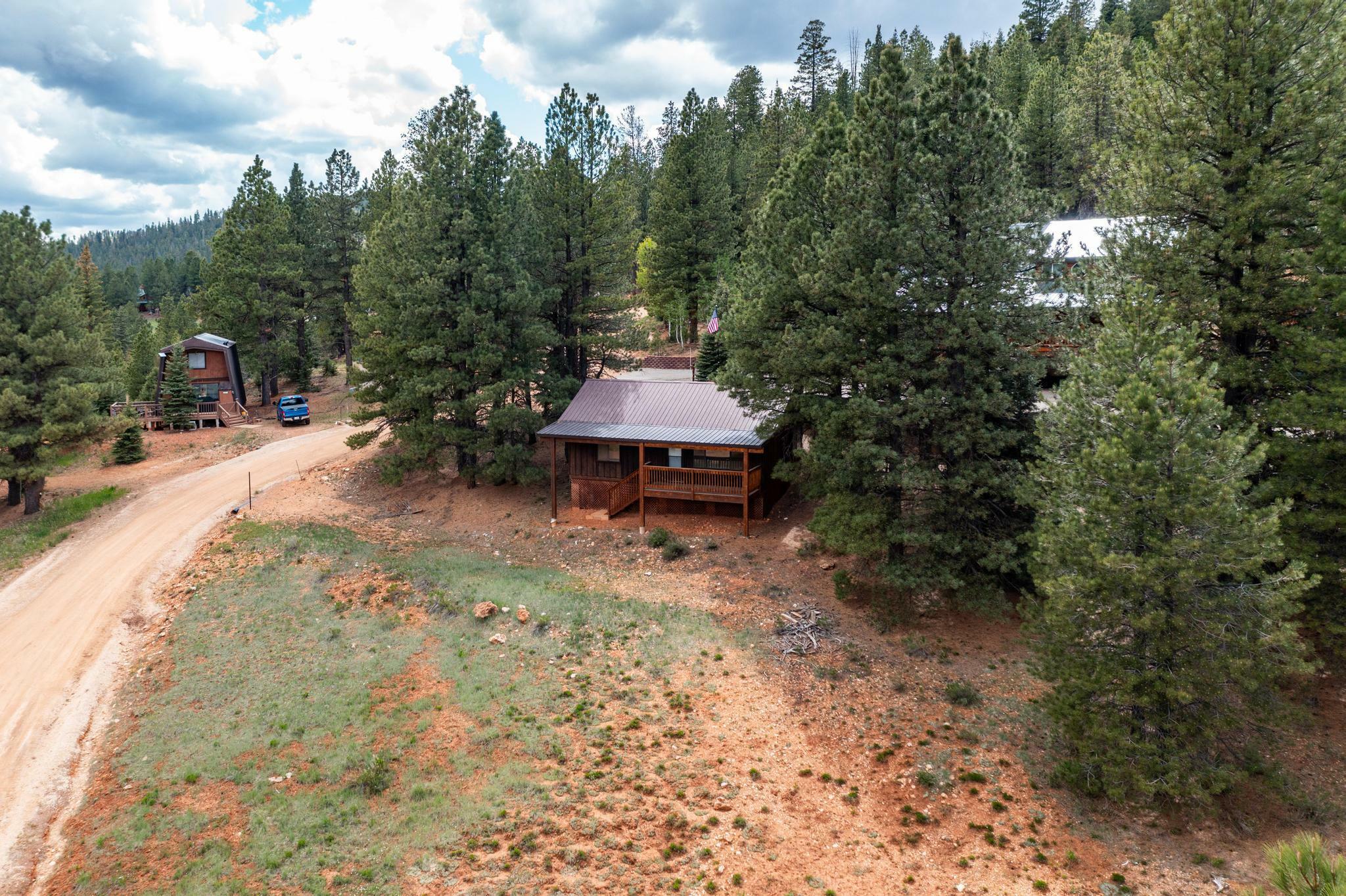 Property Photo: 520 N Arrowhead Trail UT 84762