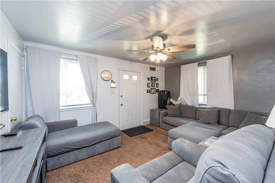 Property Photo: 3101 Orris Rd PA 15137