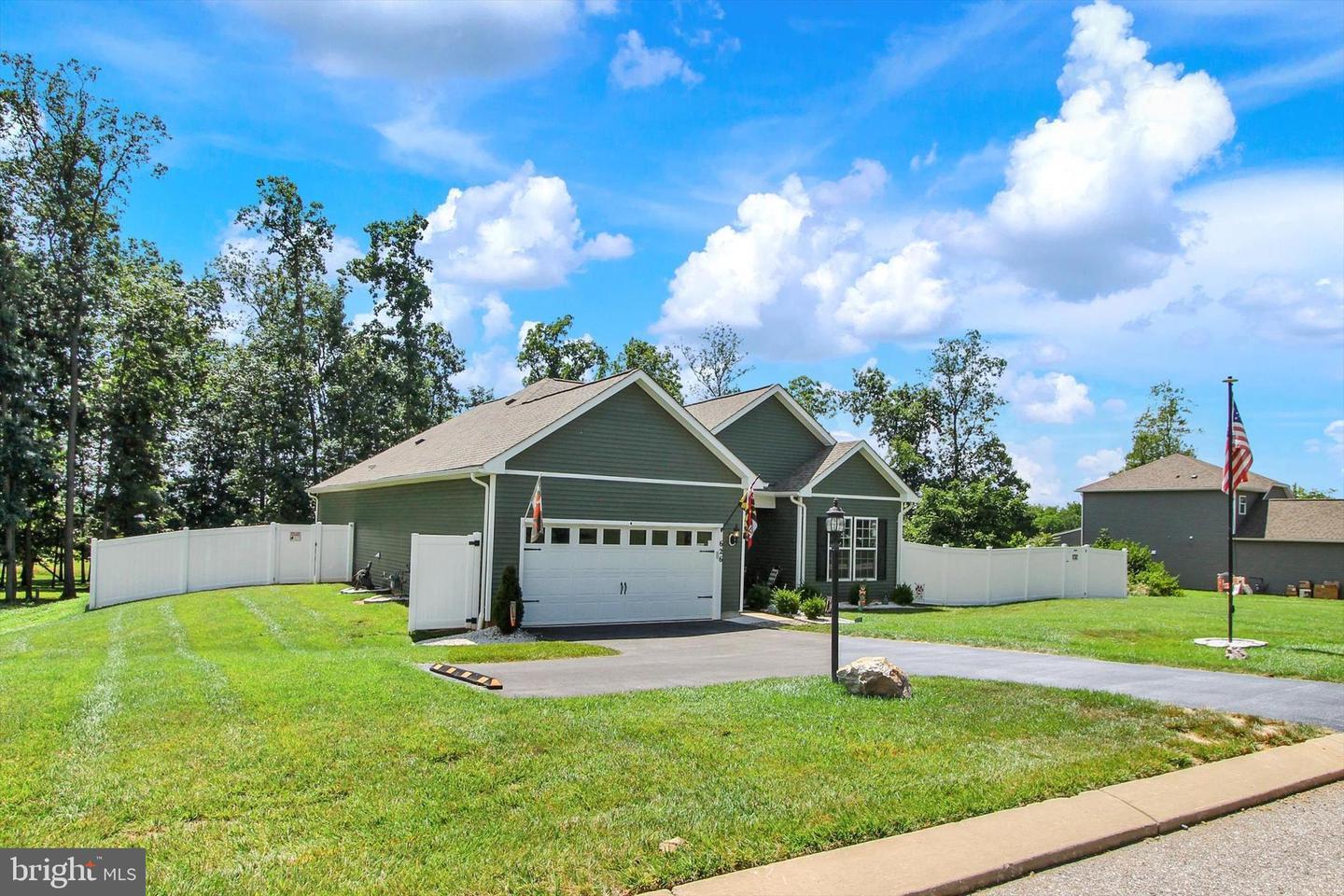 Property Photo:  626 Ledger Drive  PA 17331 