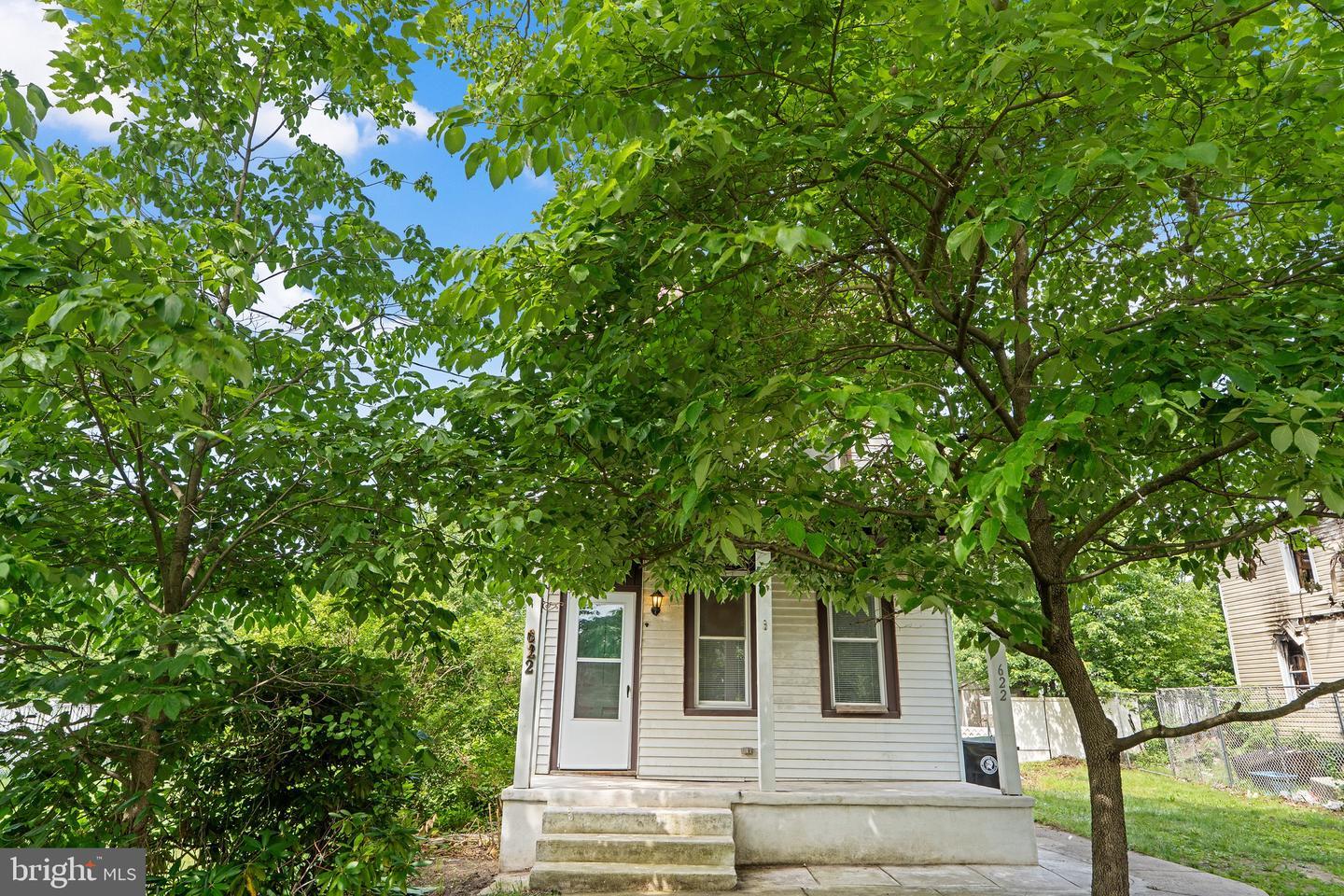Property Photo: 622 S Pompess Avenue NJ 08077