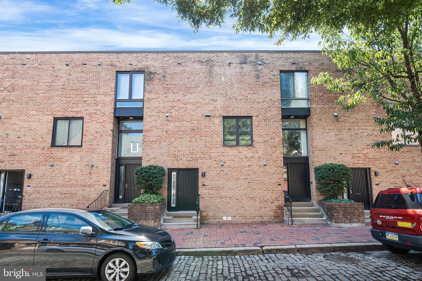 317 S 2nd Street 5B  Philadelphia PA 19106 photo