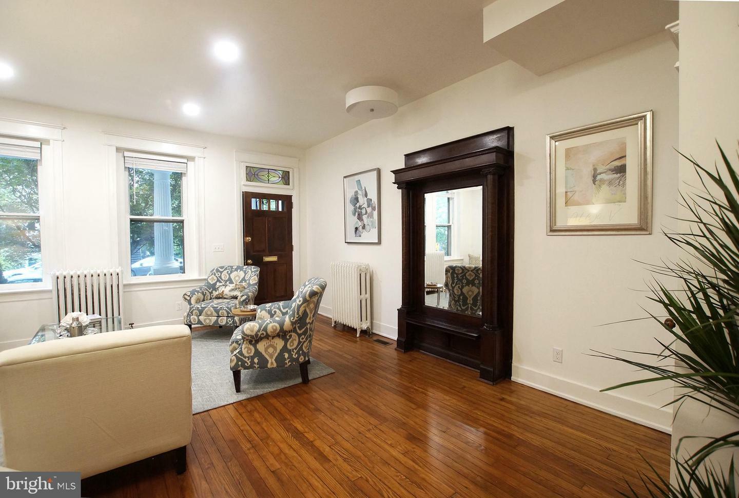 Property Photo: 241 12th Street SE DC 20003