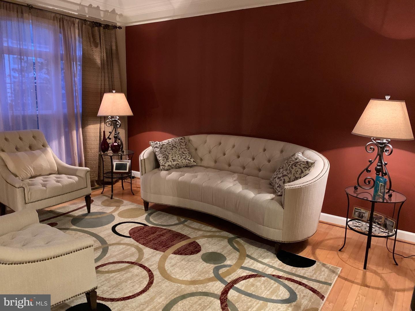 Property Photo: 8025 Duck Pond Terrace VA 20111