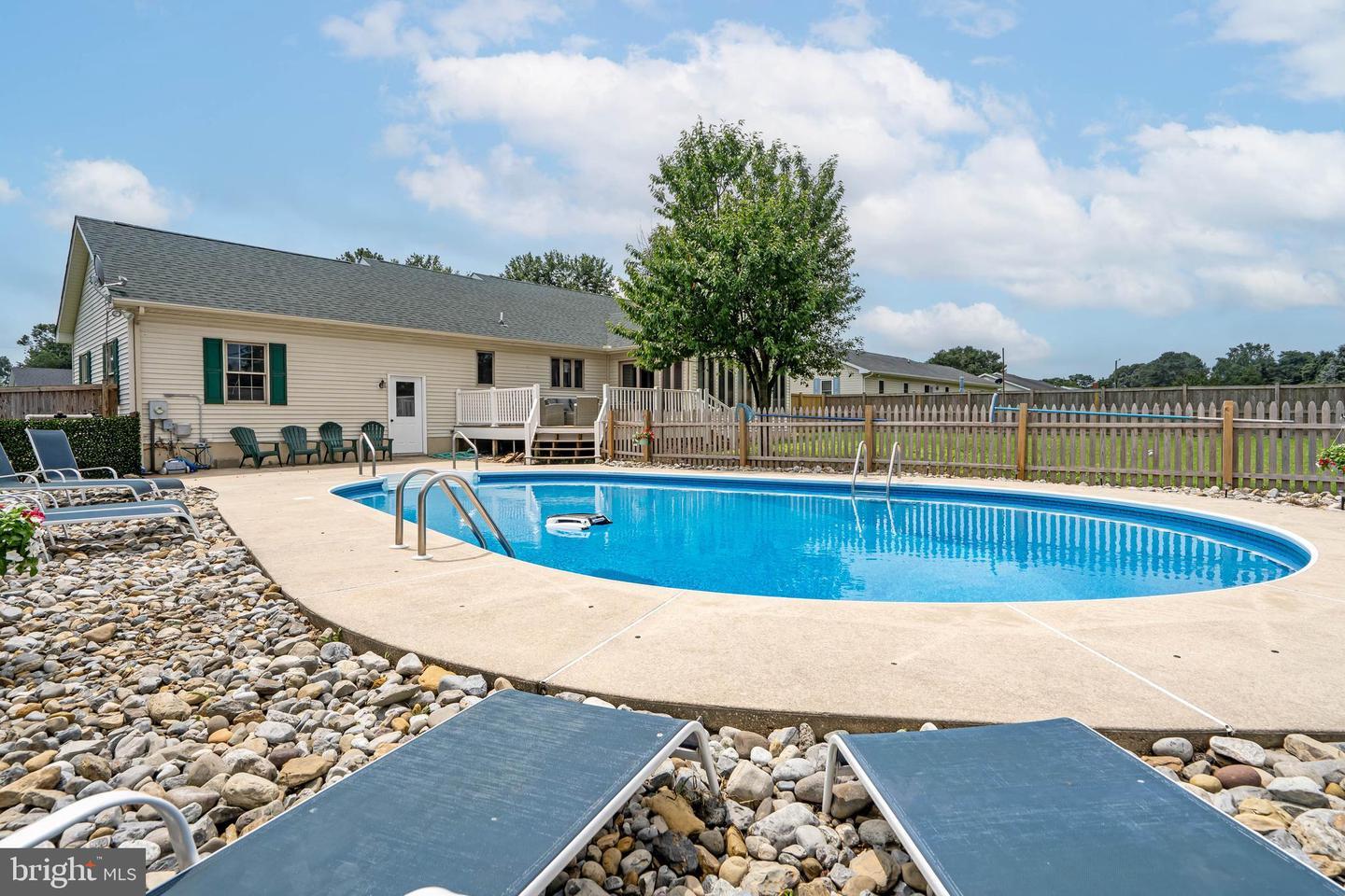 Property Photo:  641 Adams Drive  DE 19963 