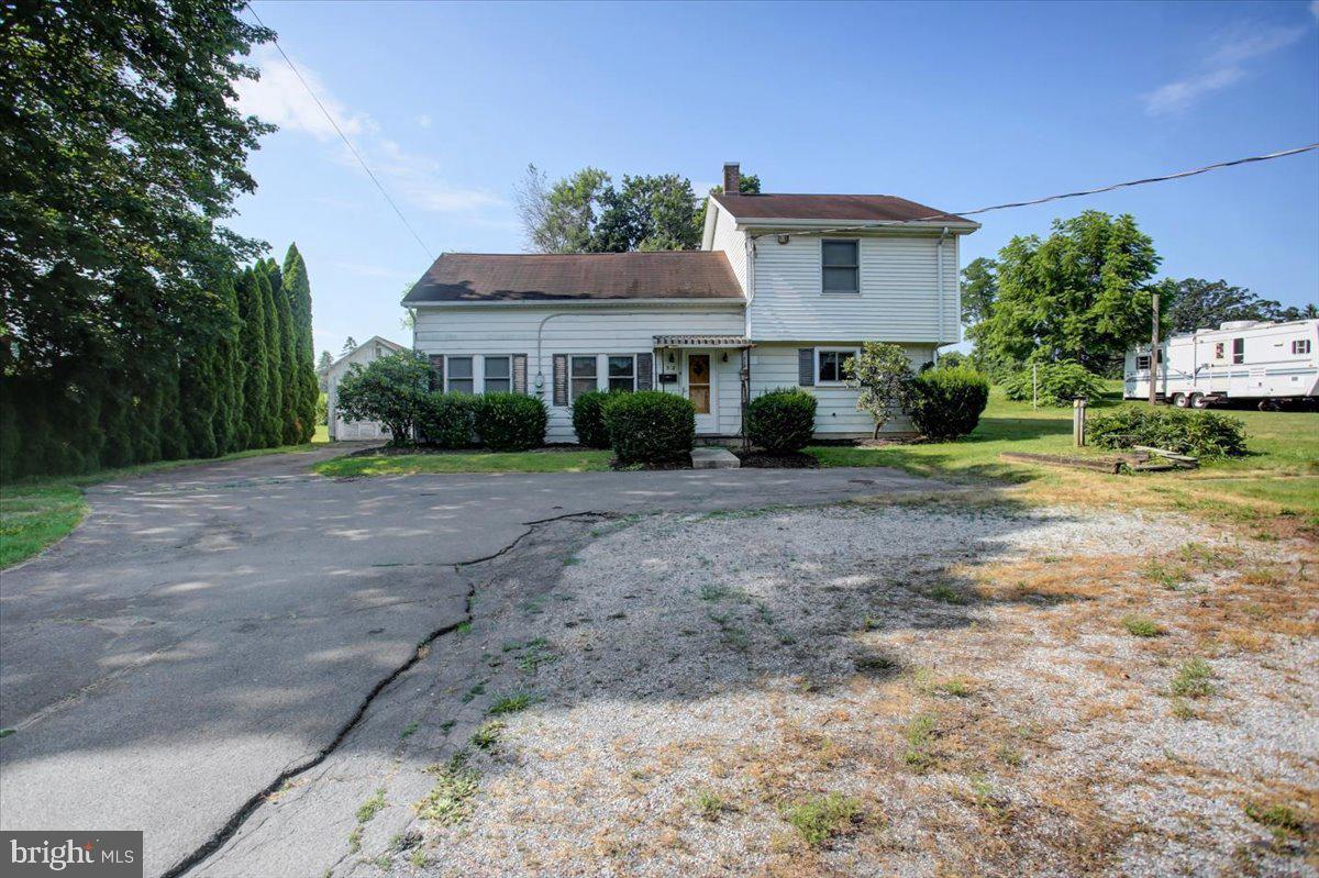 Property Photo:  312 Roxbury Road  PA 17257 