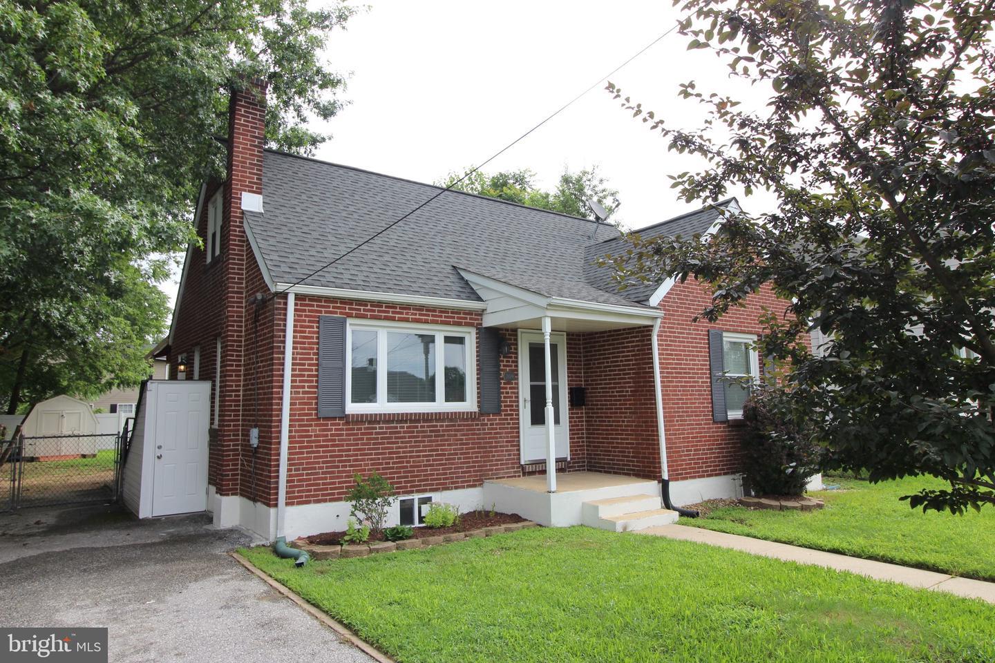 Property Photo: 209 W Champlain Avenue DE 19804