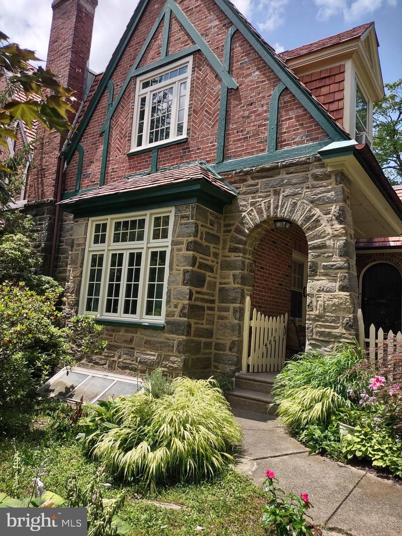 Property Photo: 407 E Allens Lane PA 19119