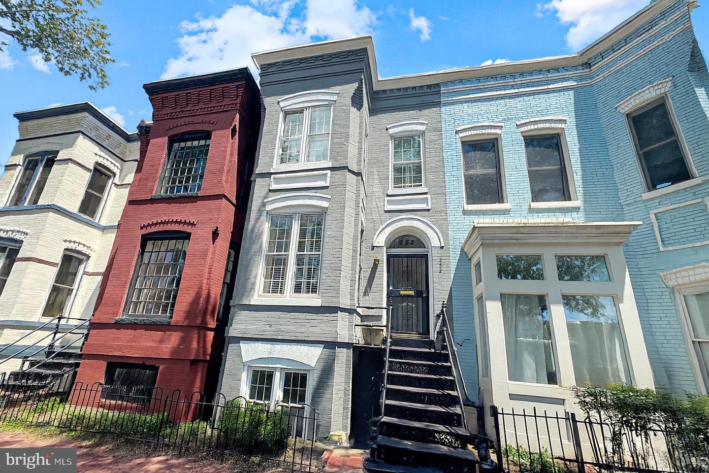 Property Photo: 252 11th Street SE DC 20003